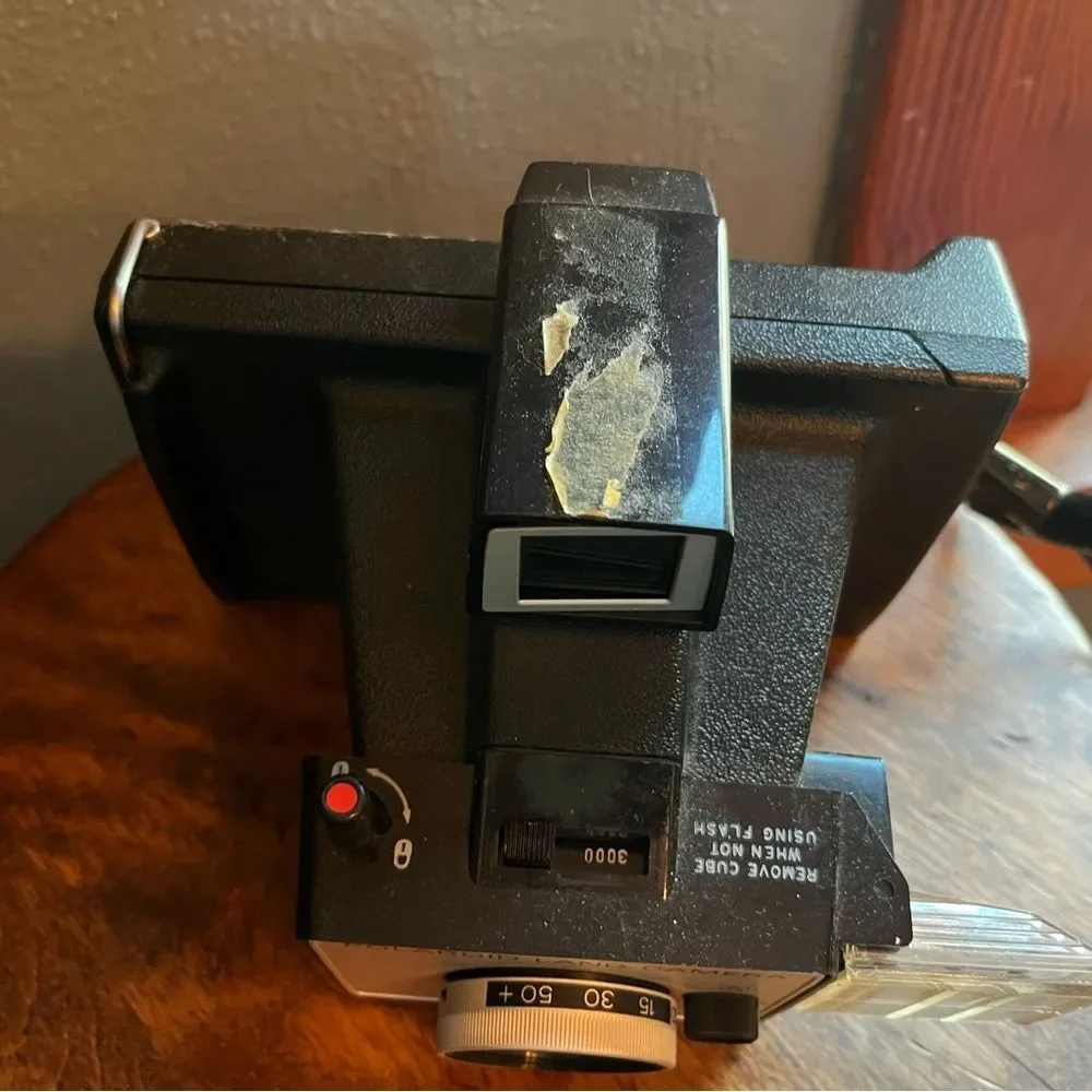Polaroid Land Camera